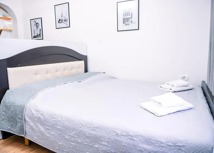 Magda In Center Appartement Berat