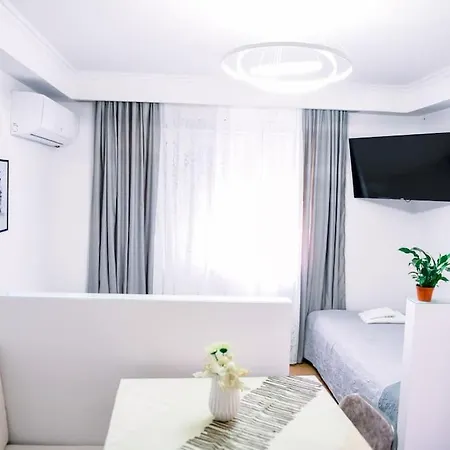 Apartment Magda In Center Berat