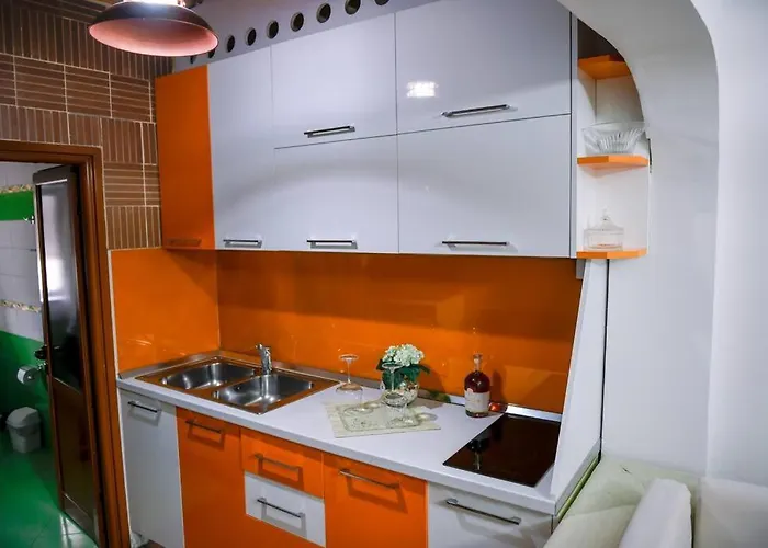 公寓 Magda In Center *