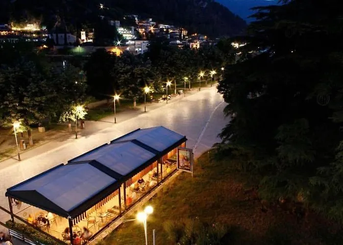 Magda In Center 培拉特